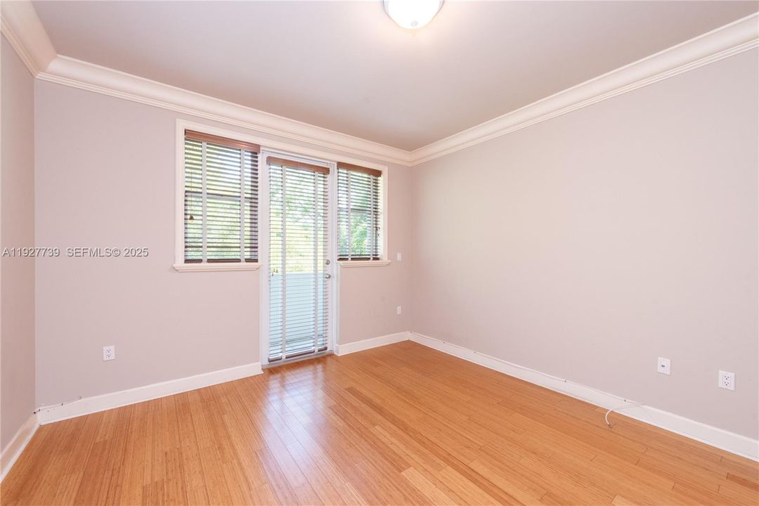 For Sale: $1,150,000 (3 beds, 2 baths, 2010 Square Feet)