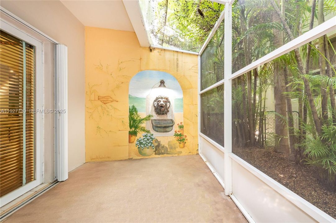 For Sale: $1,150,000 (3 beds, 2 baths, 2010 Square Feet)