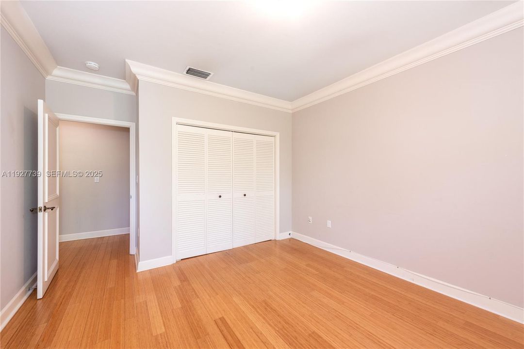 For Sale: $1,150,000 (3 beds, 2 baths, 2010 Square Feet)