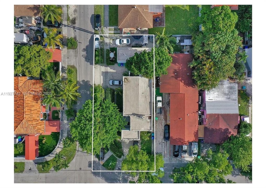 待售: $960,000 (0 贝兹, 0 浴室, 1897 平方英尺)