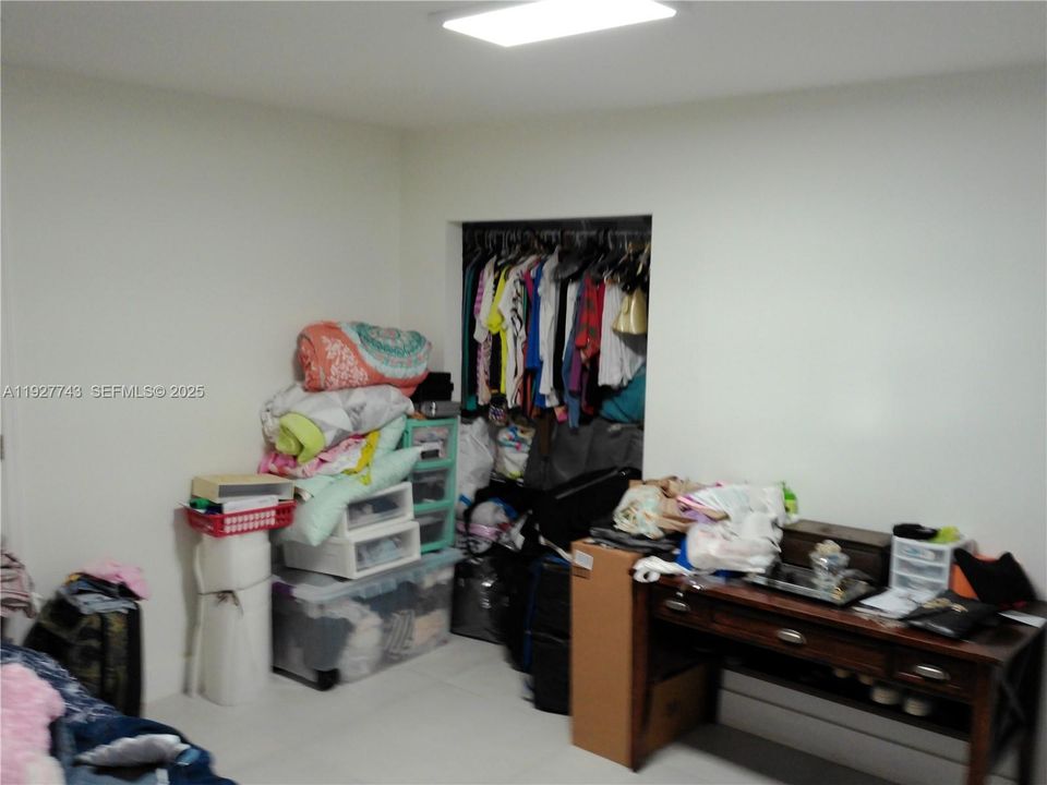 待售: $879,999 (5 贝兹, 3 浴室, 2610 平方英尺)