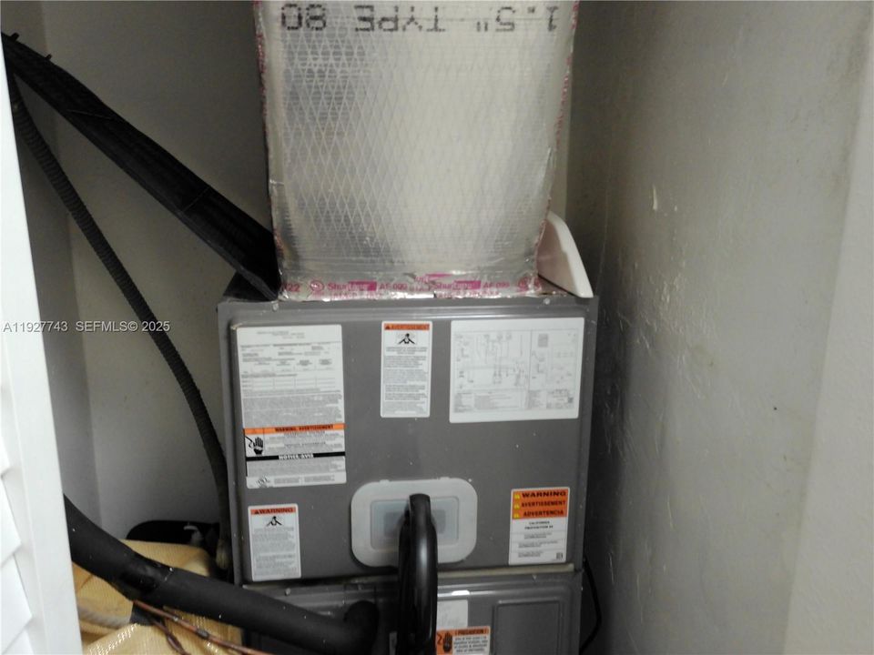 待售: $879,999 (5 贝兹, 3 浴室, 2610 平方英尺)