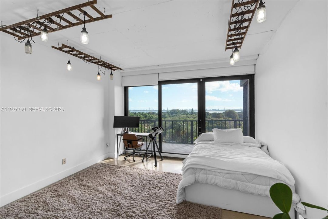 待售: $1,700,000 (4 贝兹, 3 浴室, 3179 平方英尺)