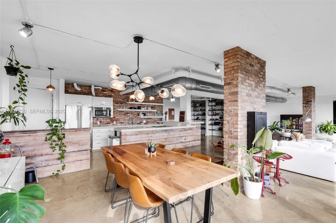 待售: $1,700,000 (4 贝兹, 3 浴室, 3179 平方英尺)