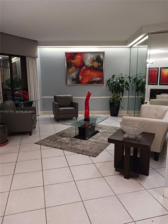 На продажу: $180,000 (2 спален, 2 ванн, 0 Квадратных фут)