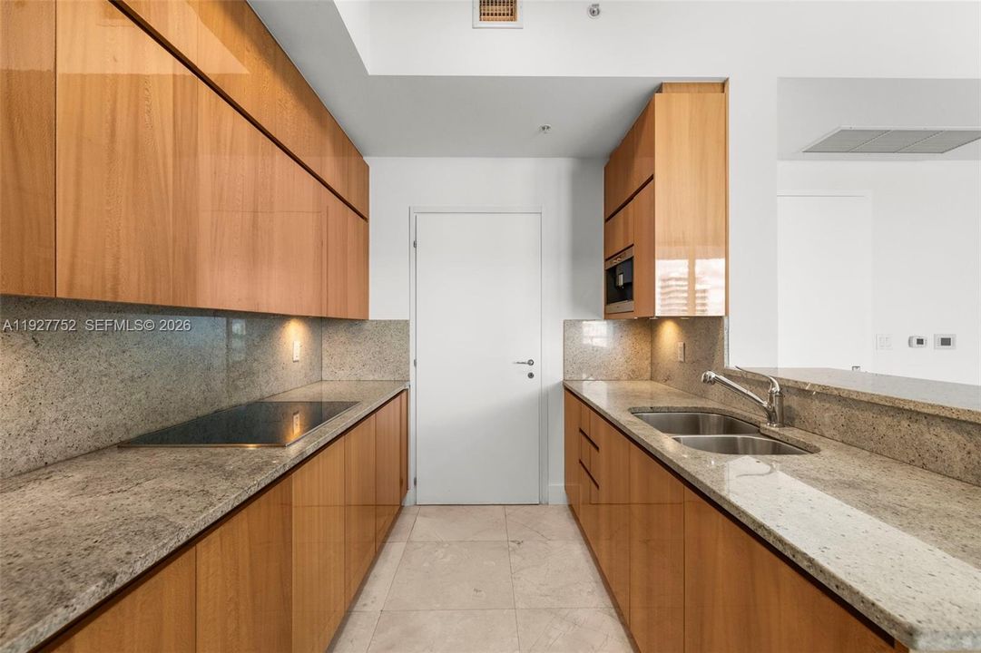 For Rent: $18,000 (2 beds, 2 baths, 1443 Square Feet)