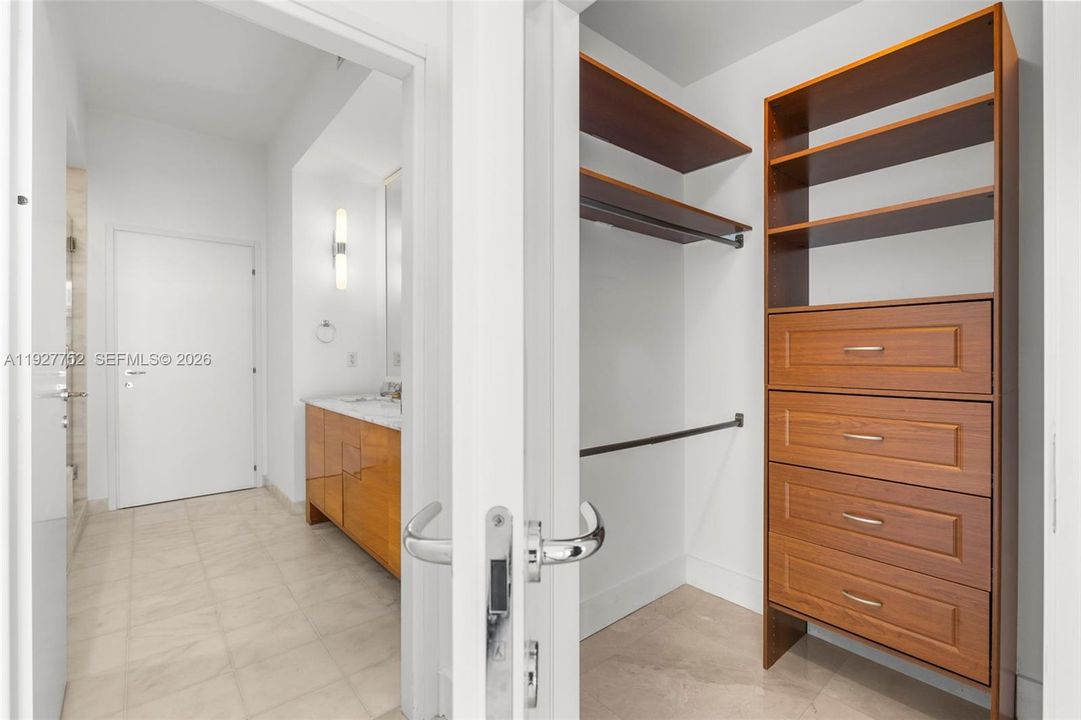 For Rent: $18,000 (2 beds, 2 baths, 1443 Square Feet)