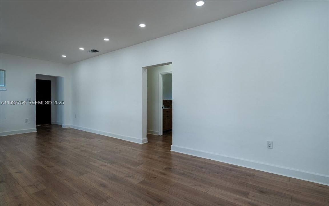 En Renta: $6,000 (3 camas, 2 baños, 1688 Pies cuadrados)