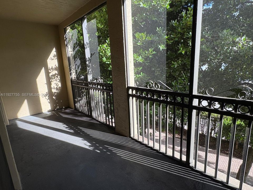 В аренду: $2,750 (2 спален, 2 ванн, 1159 Квадратных фут)