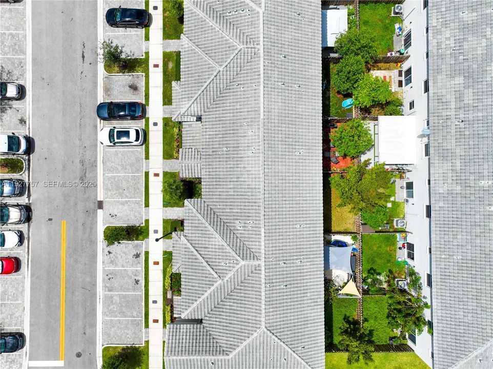 For Sale: $334,900 (3 beds, 2 baths, 1483 Square Feet)