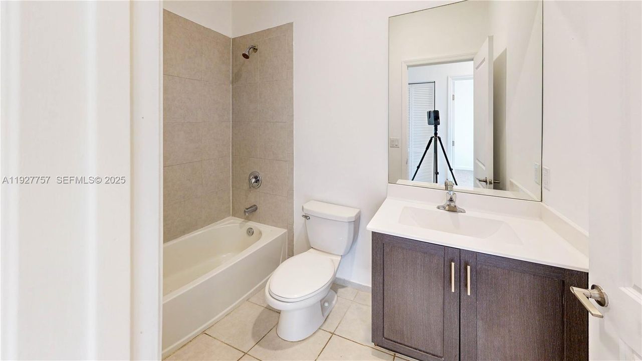 For Sale: $334,900 (3 beds, 2 baths, 1483 Square Feet)