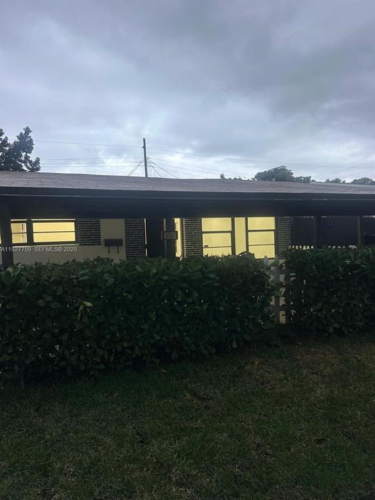 For Sale: $525,000 (3 beds, 2 baths, 1694 Square Feet)