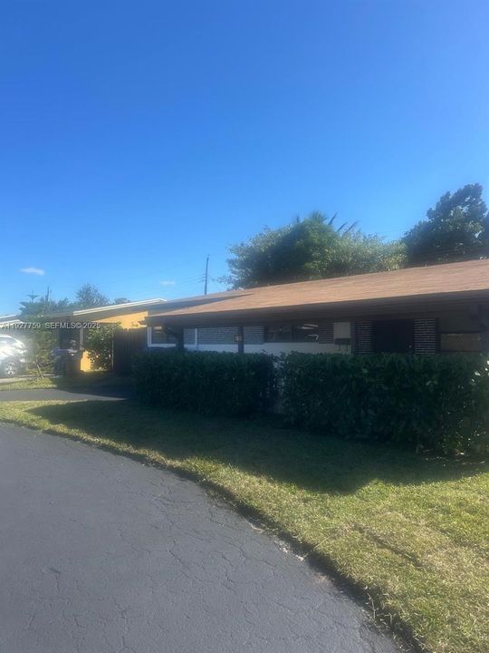 For Sale: $525,000 (3 beds, 2 baths, 1694 Square Feet)