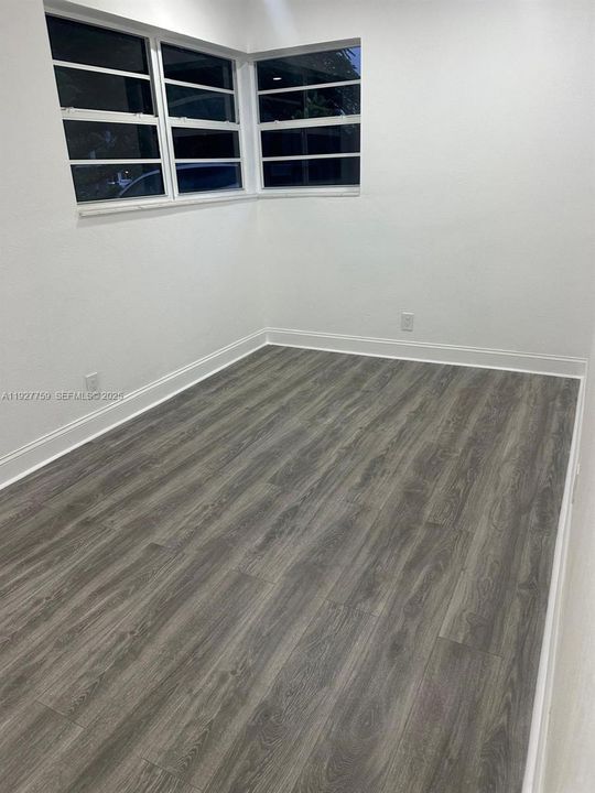 For Sale: $525,000 (3 beds, 2 baths, 1694 Square Feet)