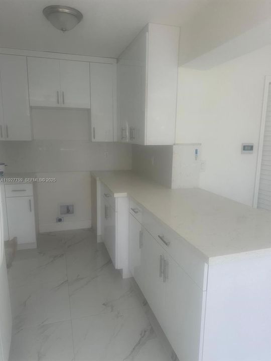 For Sale: $525,000 (3 beds, 2 baths, 1694 Square Feet)