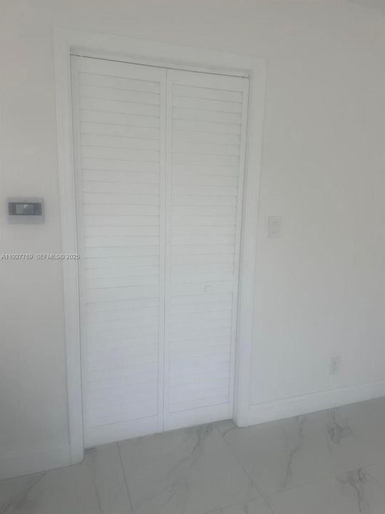 For Sale: $525,000 (3 beds, 2 baths, 1694 Square Feet)