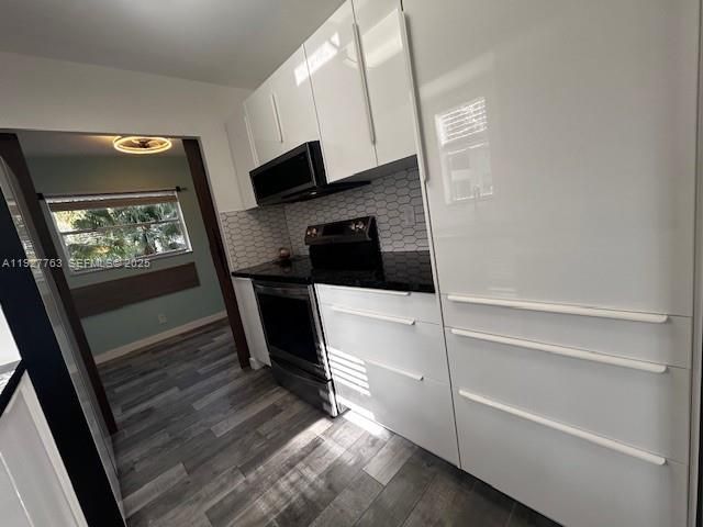 В аренду: $2,000 (2 спален, 2 ванн, 1078 Квадратных фут)