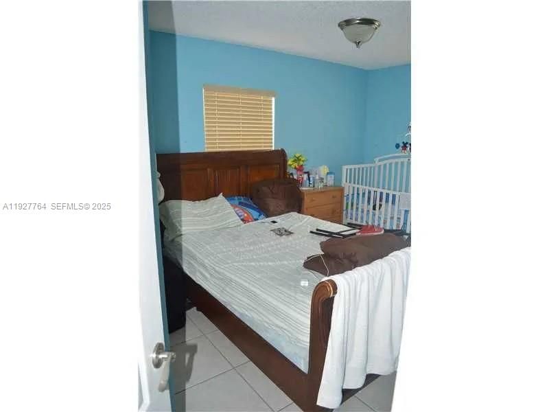 出租: $3,100 (3 贝兹, 2 浴室, 1848 平方英尺)