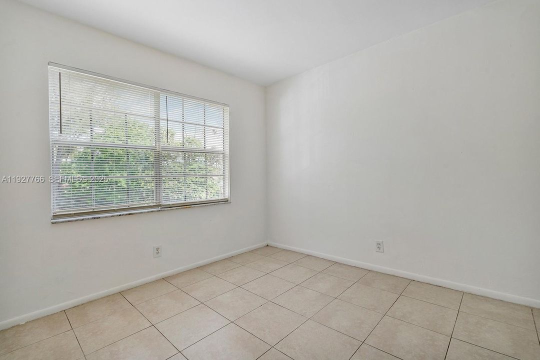 En Renta: $2,600 (3 camas, 2 baños, 1200 Pies cuadrados)