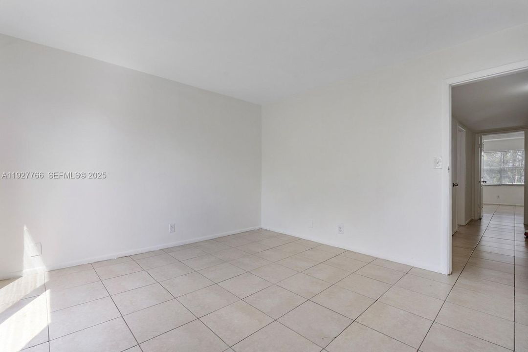 En Renta: $2,600 (3 camas, 2 baños, 1200 Pies cuadrados)