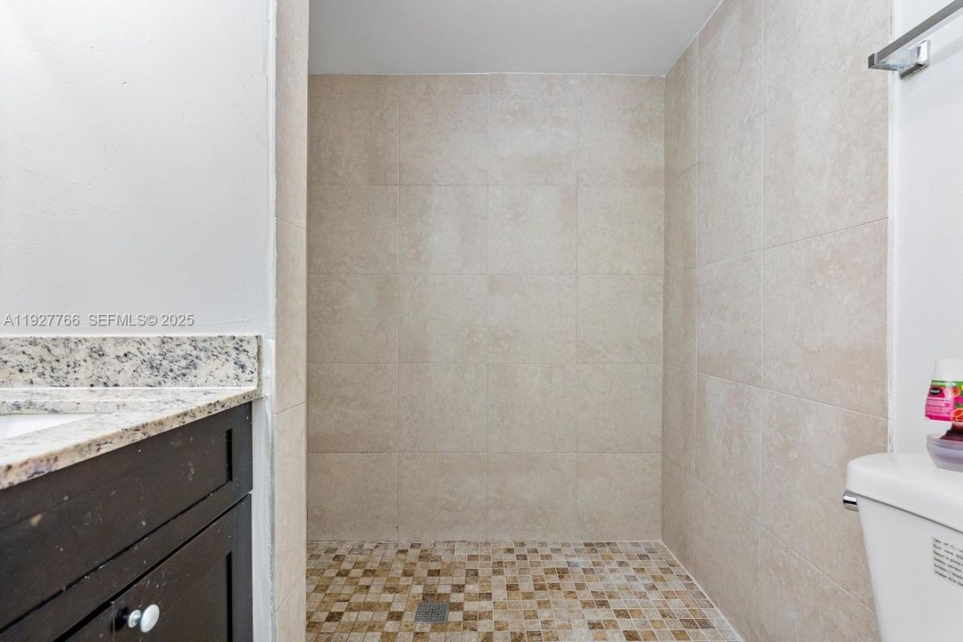 En Renta: $2,600 (3 camas, 2 baños, 1200 Pies cuadrados)