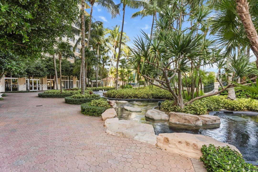 待售: $479,000 (2 贝兹, 2 浴室, 1175 平方英尺)