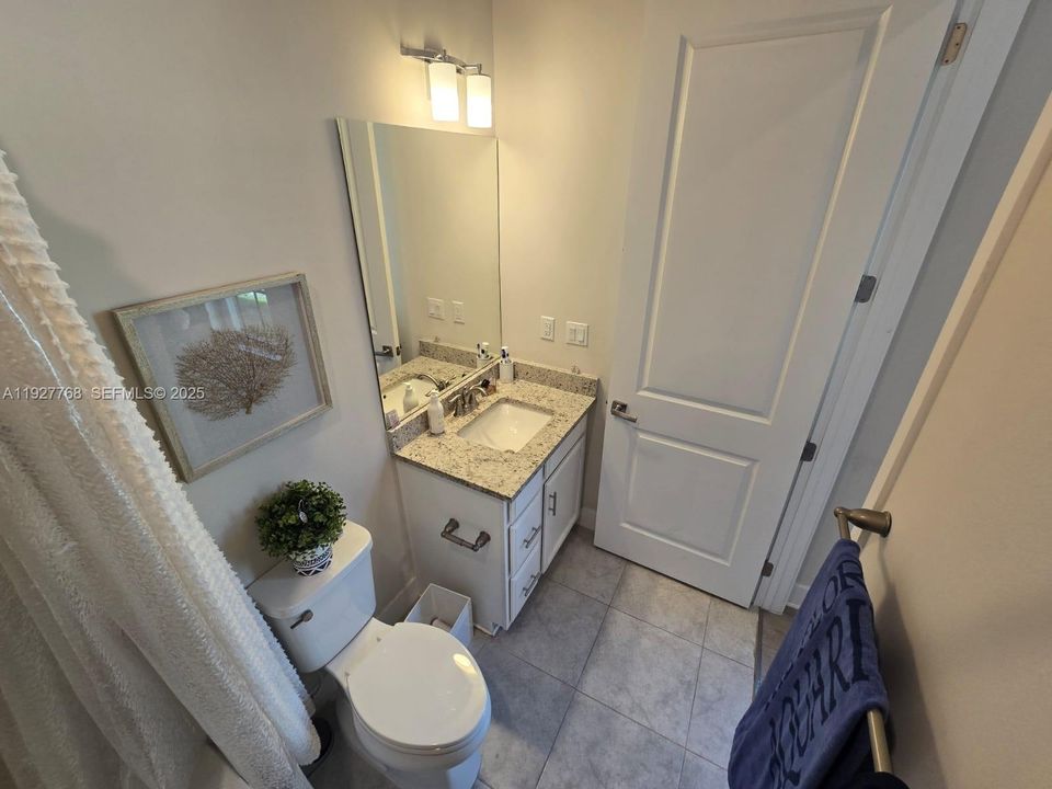 For Sale: $989,000 (3 beds, 2 baths, 2174 Square Feet)