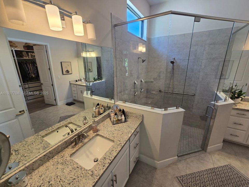 For Sale: $989,000 (3 beds, 2 baths, 2174 Square Feet)