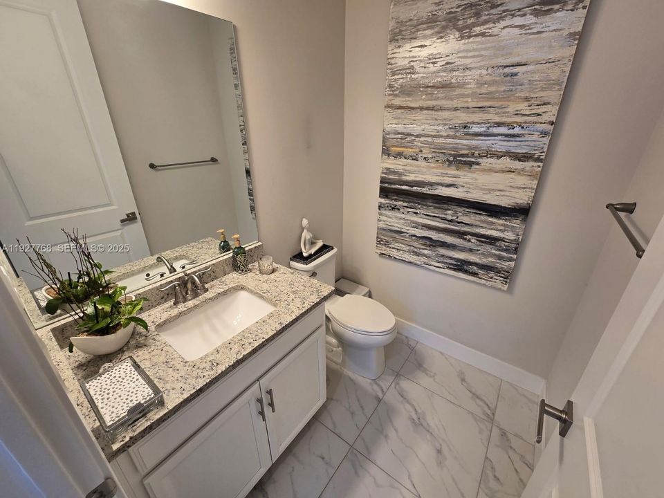 For Sale: $989,000 (3 beds, 2 baths, 2174 Square Feet)