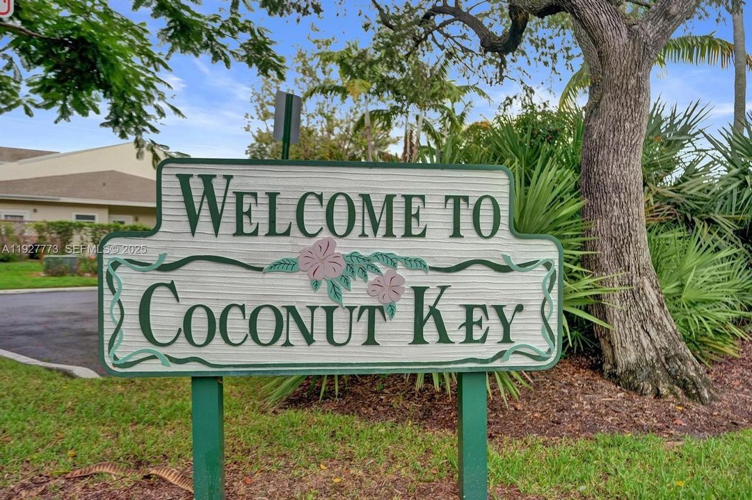 For Sale: $310,000 (2 beds, 2 baths, 1415 Square Feet)