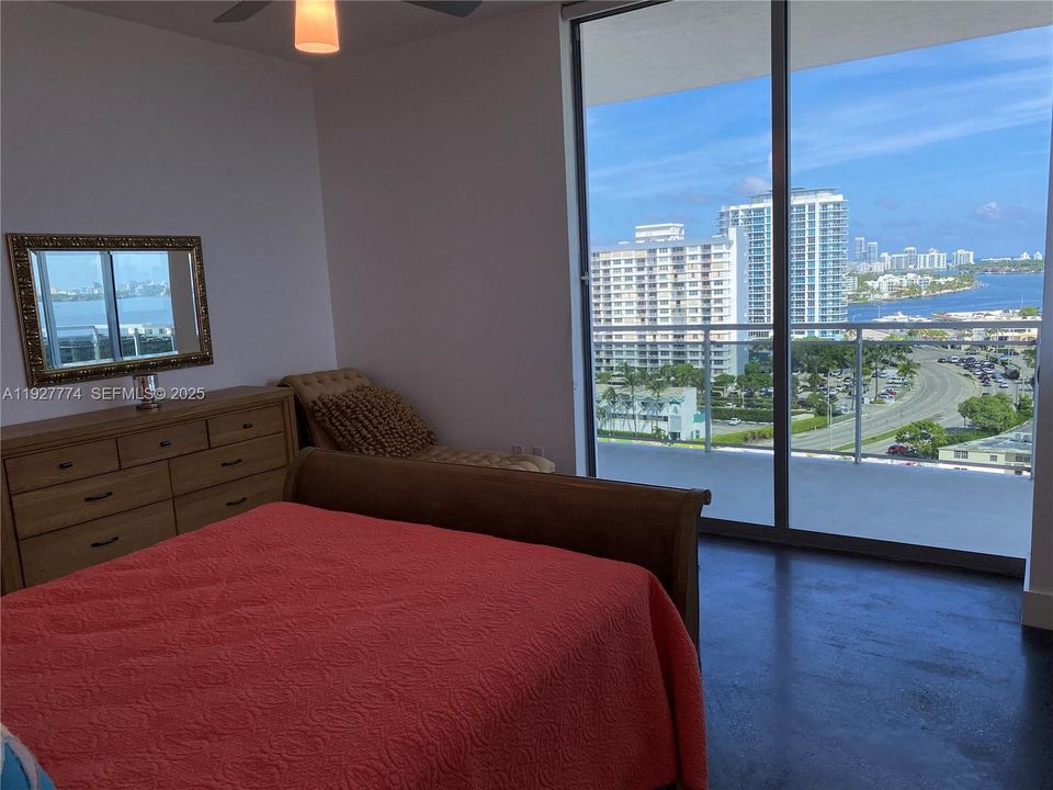 В аренду: $5,000 (2 спален, 2 ванн, 1753 Квадратных фут)