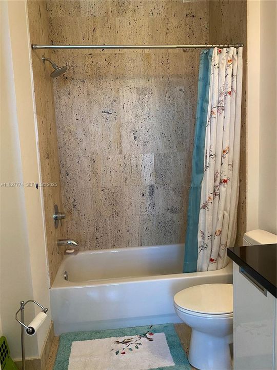 В аренду: $5,000 (2 спален, 2 ванн, 1753 Квадратных фут)