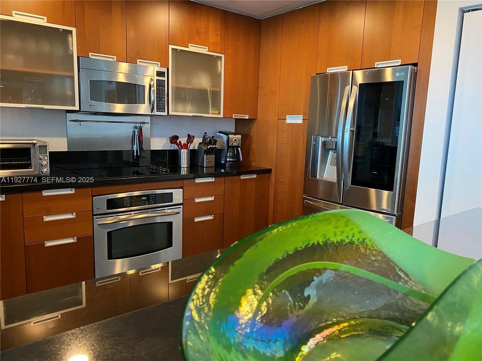 В аренду: $5,000 (2 спален, 2 ванн, 1753 Квадратных фут)