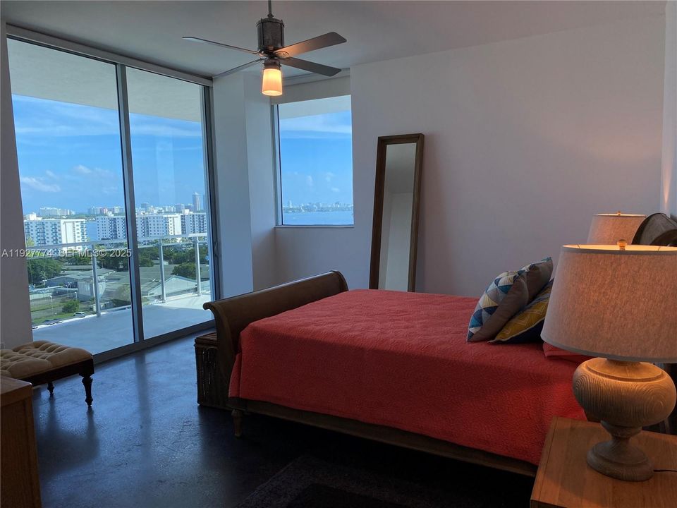 В аренду: $5,000 (2 спален, 2 ванн, 1753 Квадратных фут)