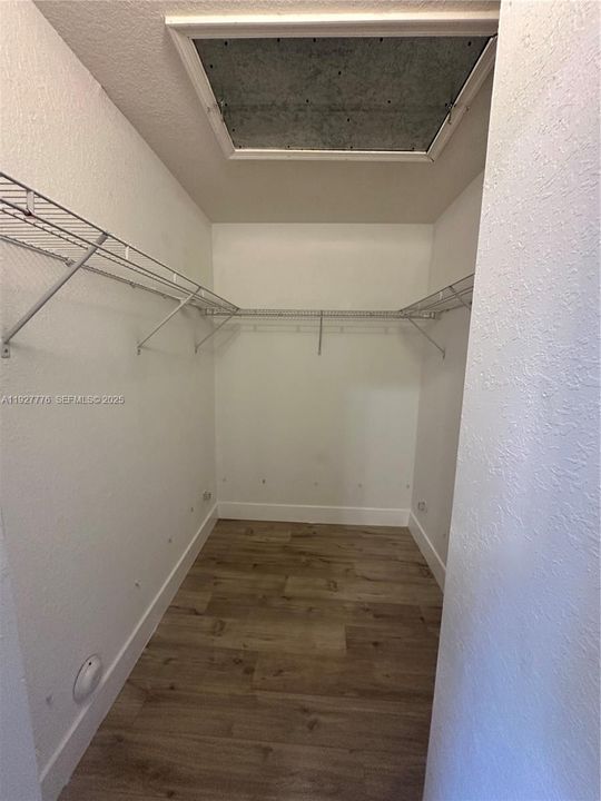 En Renta: $2,500 (3 camas, 3 baños, 1302 Pies cuadrados)