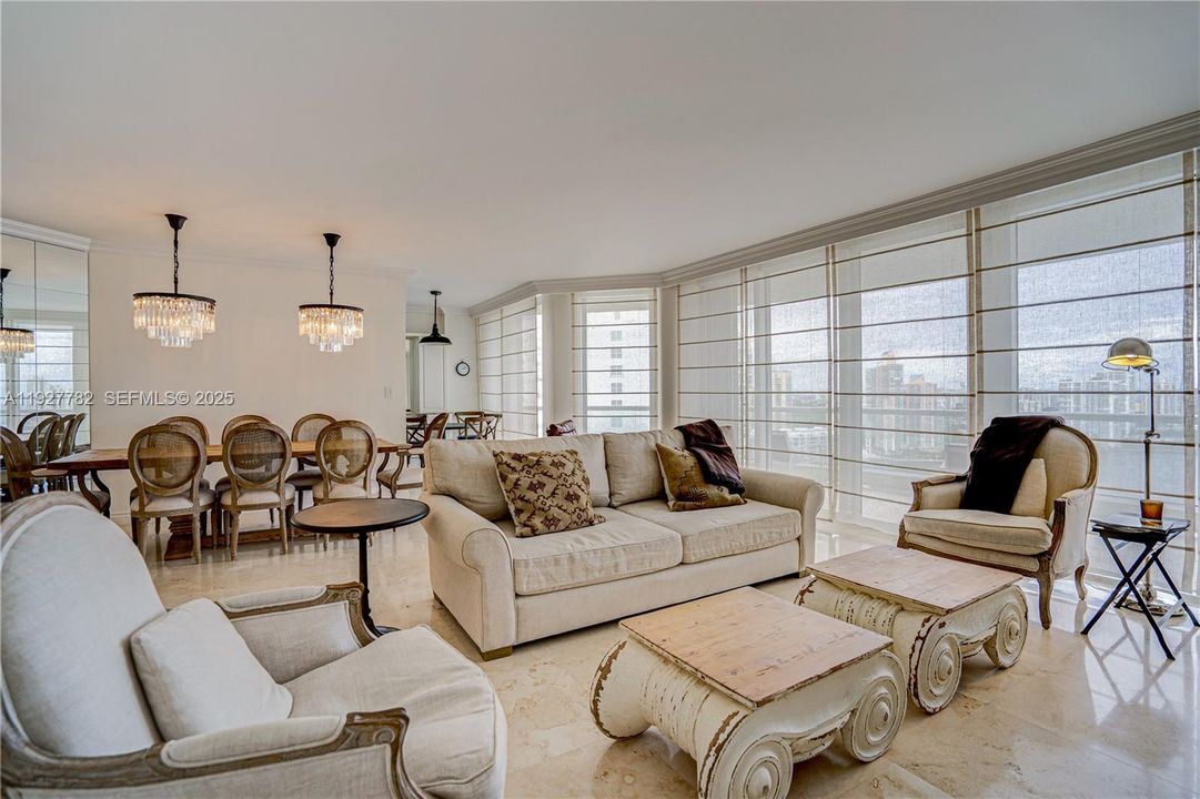 В аренду: $10,000 (3 спален, 3 ванн, 2390 Квадратных фут)