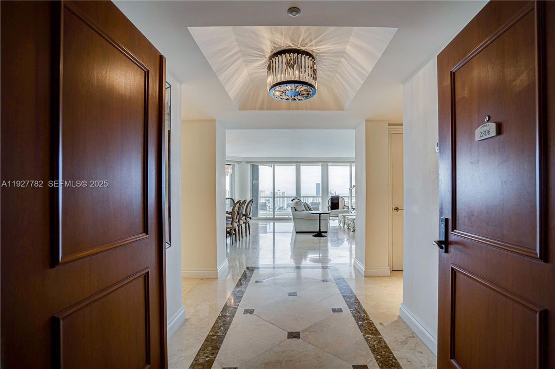 В аренду: $10,000 (3 спален, 3 ванн, 2390 Квадратных фут)