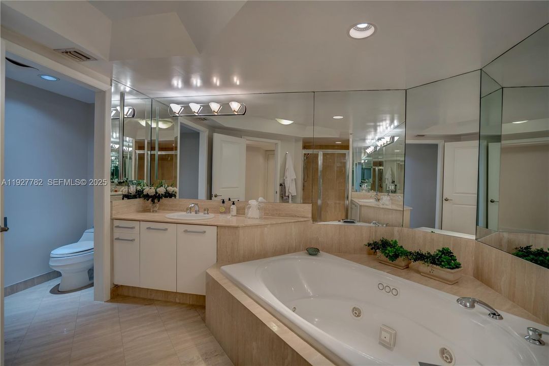 В аренду: $10,000 (3 спален, 3 ванн, 2390 Квадратных фут)