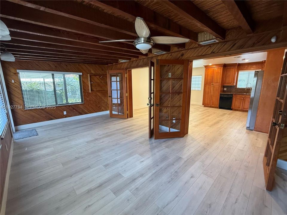 В аренду: $3,600 (3 спален, 2 ванн, 1940 Квадратных фут)