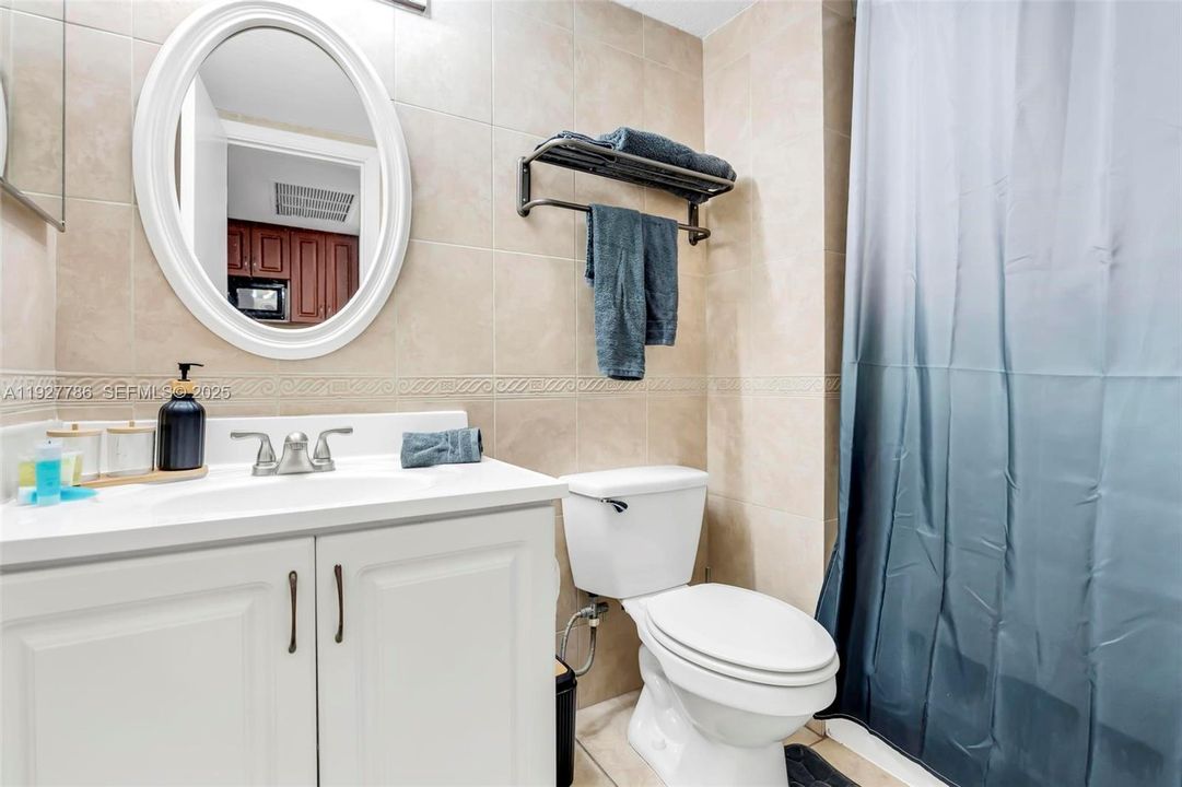 В аренду: $2,000 (0 спален, 1 ванн, 360 Квадратных фут)