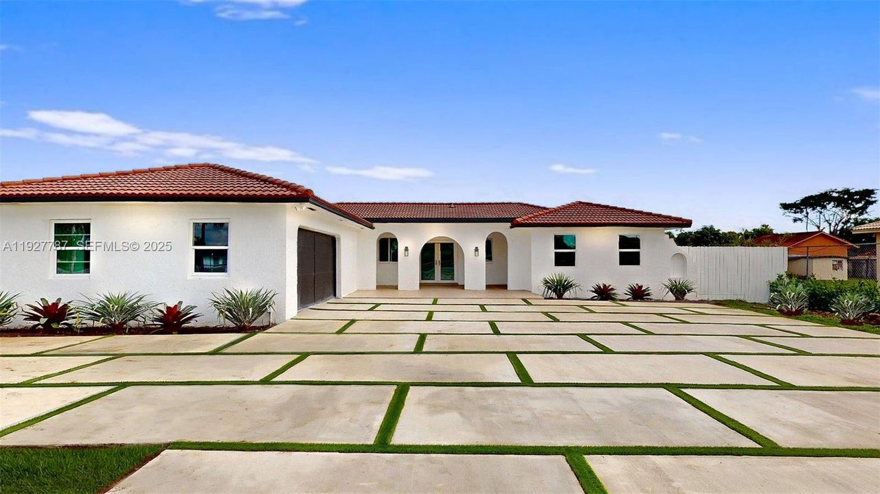 For Sale: $3,300,000 (4 beds, 3 baths, 3443 Square Feet)