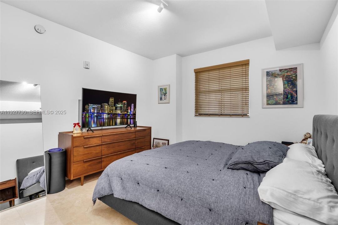 В аренду: $3,000 (1 спален, 1 ванн, 828 Квадратных фут)