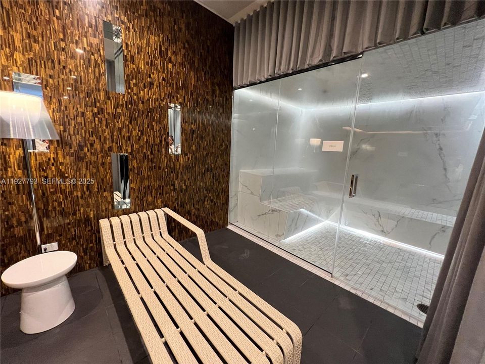 В аренду: $3,100 (2 спален, 2 ванн, 968 Квадратных фут)