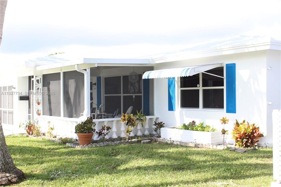 En Venta: $320,000 (2 camas, 2 baños, 1394 Pies cuadrados)