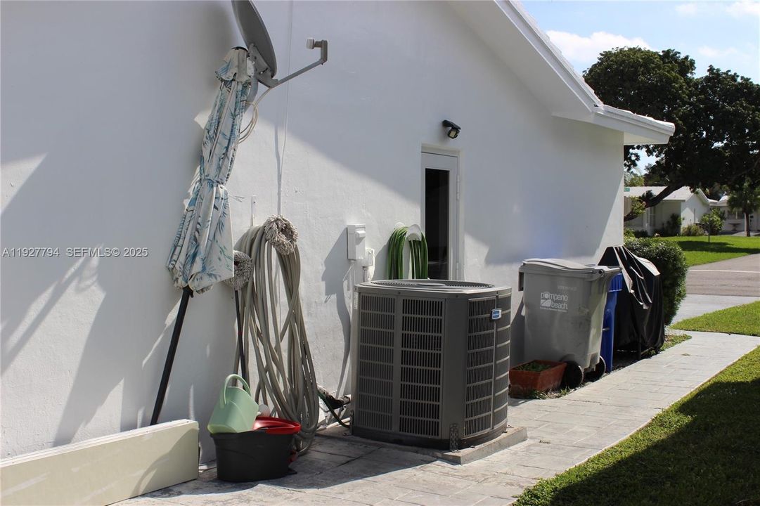 En Venta: $320,000 (2 camas, 2 baños, 1394 Pies cuadrados)