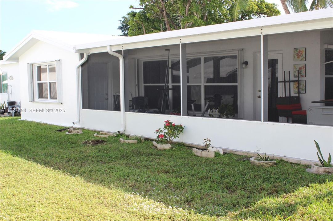 En Venta: $320,000 (2 camas, 2 baños, 1394 Pies cuadrados)