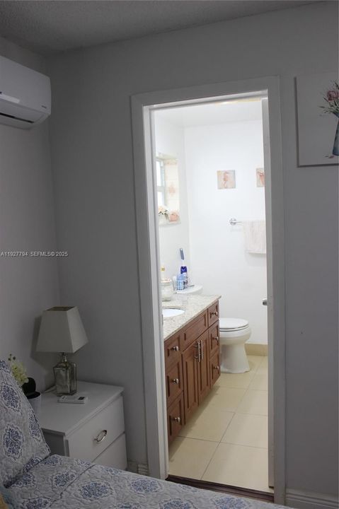 En Venta: $320,000 (2 camas, 2 baños, 1394 Pies cuadrados)