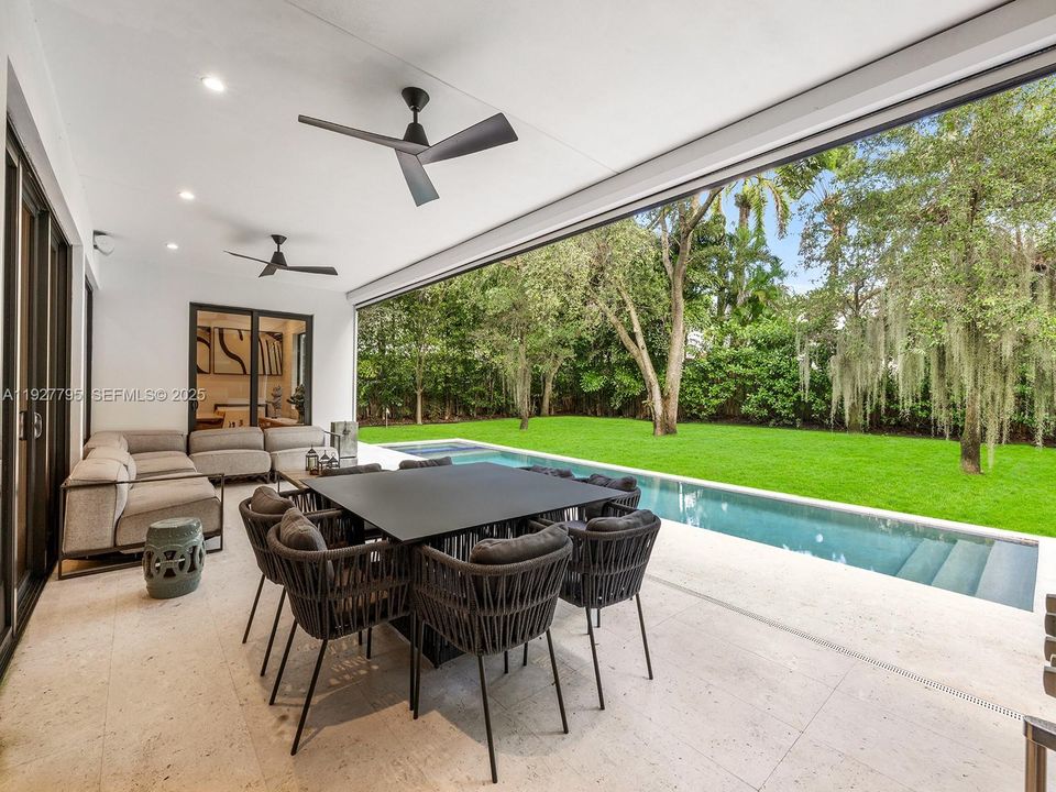 待售: $5,950,000 (5 贝兹, 5 浴室, 3962 平方英尺)