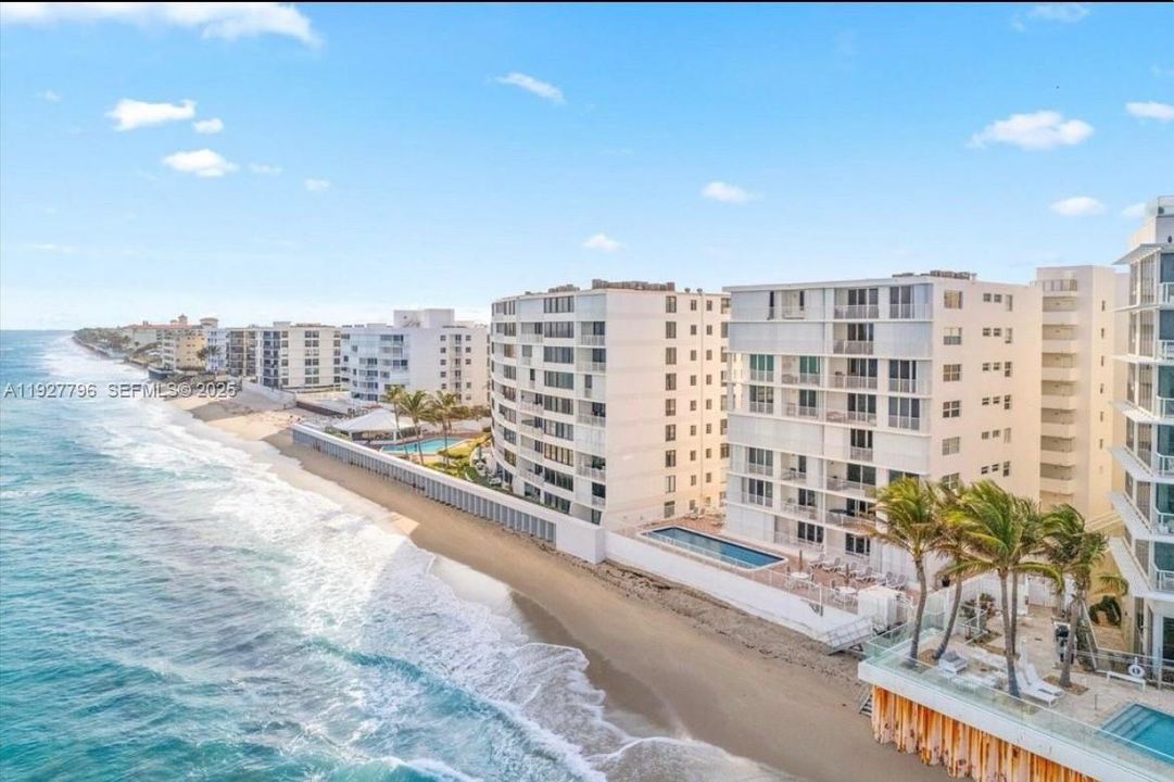 出租: $3,100 (1 贝兹, 1 浴室, 1013 平方英尺)