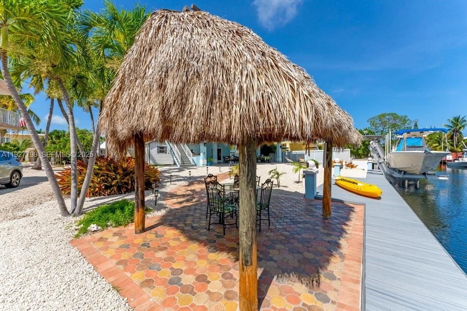 En Venta: $2,298,000 (4 camas, 3 baños, 2554 Pies cuadrados)